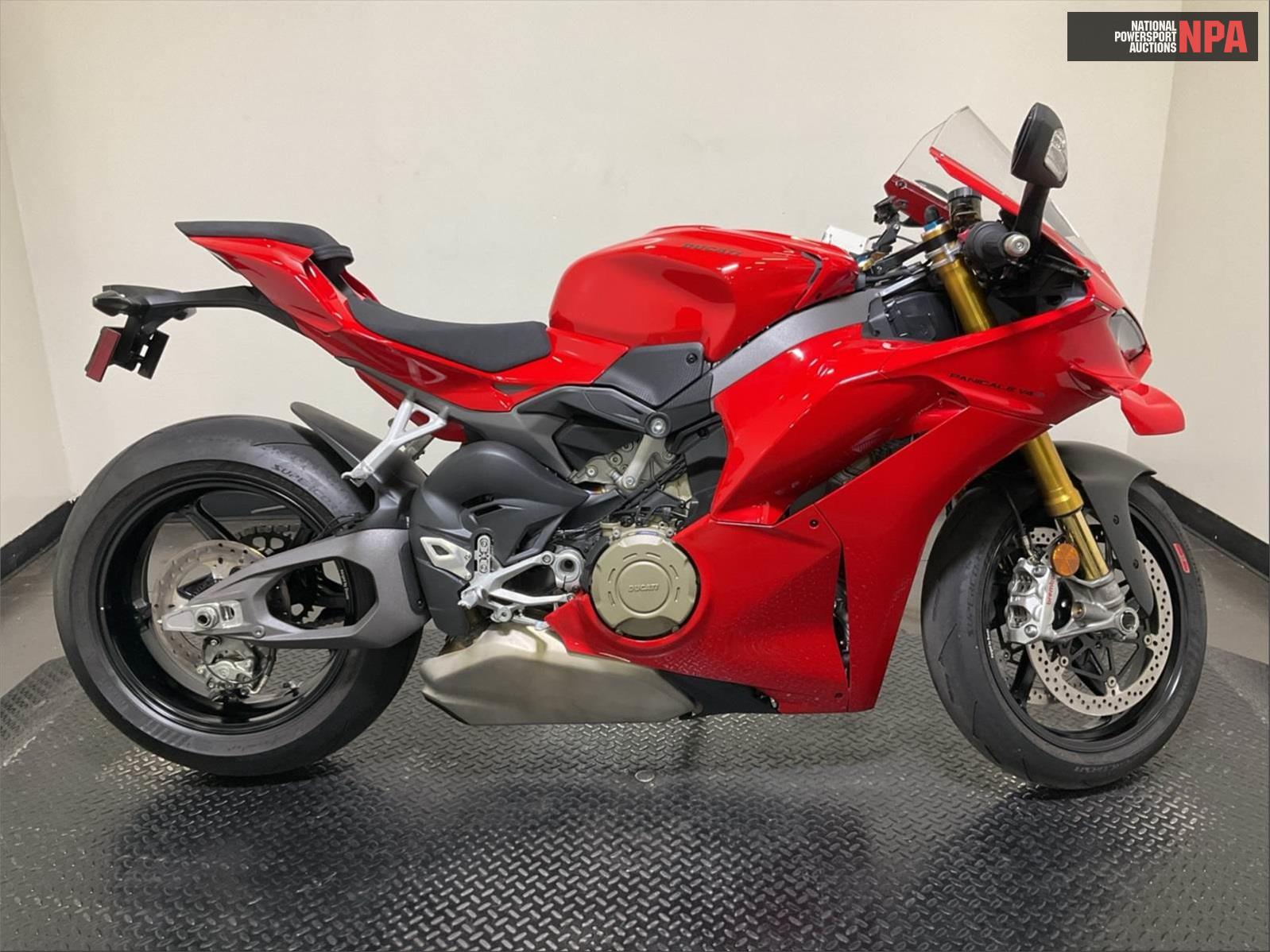 2025 ducati   (VIN: ZDMDAG6W0SB004354)