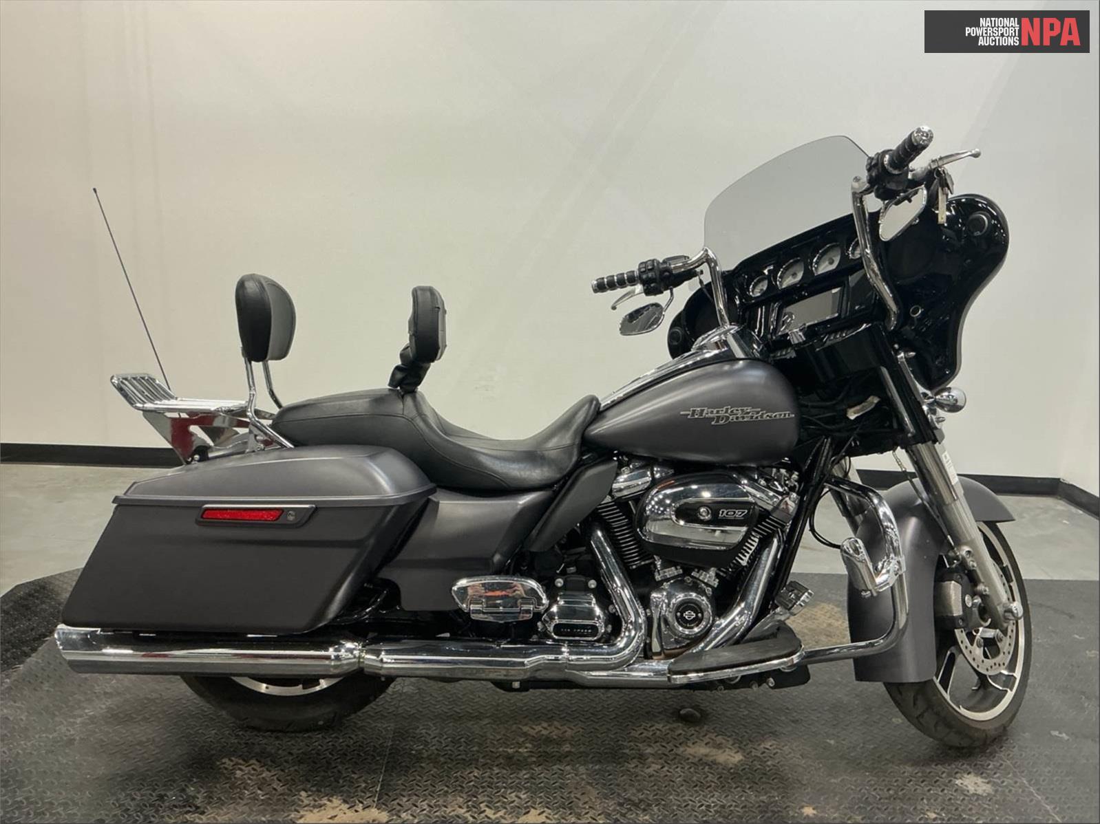 1HD1KRC17HB640809 2017 HARLEY-DAVIDSON FLHXS STREET GLIDE SPECIAL photo no. 1