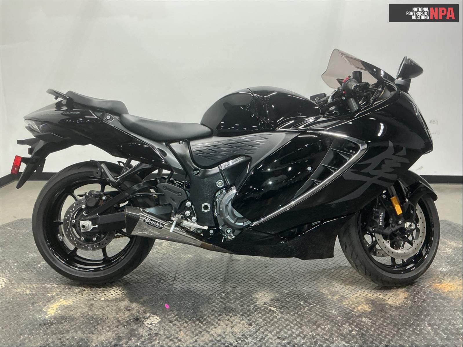 2024 Suzuki   (VIN: JS1EJ11BXR7100937)