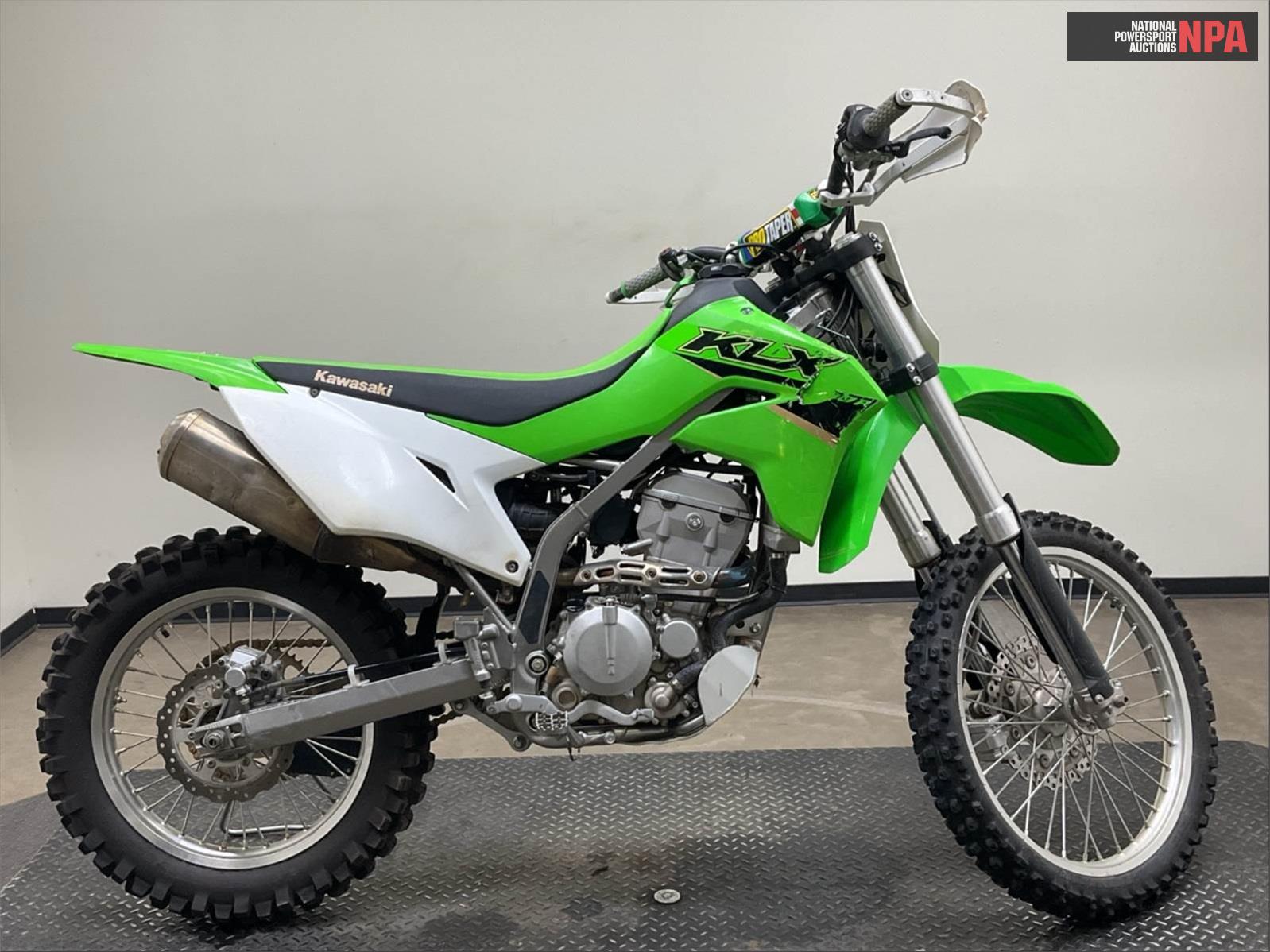 2022 kawasaki   (VIN: JKALX8C12NDA17570)