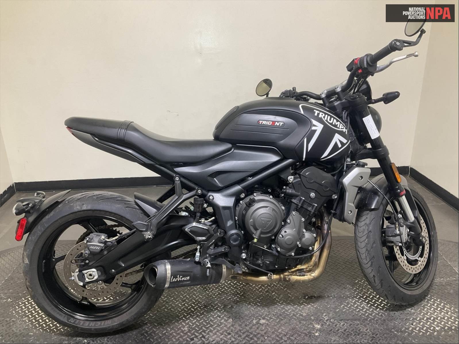 2023 TRIUMPH TRIDENT (BLACK) MOTO N/A