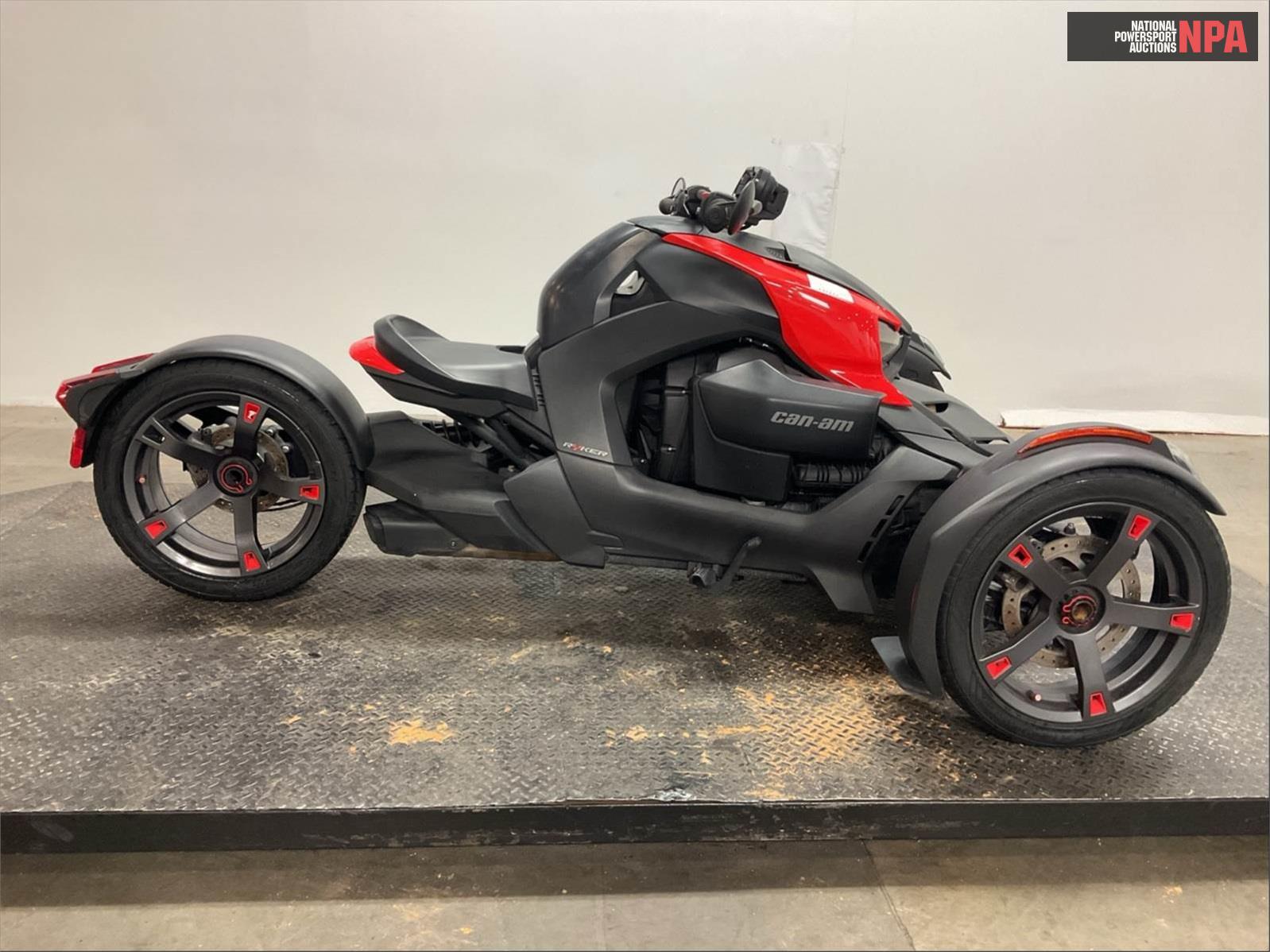 2021 can-am/ brp   (VIN: 3JB2FEG20MJ000132)