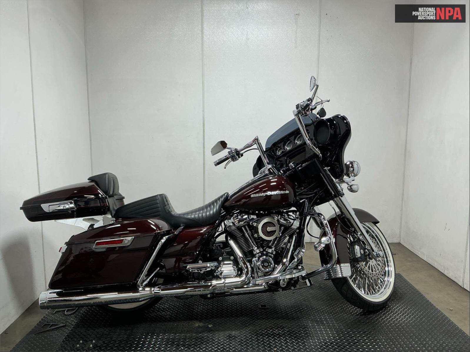 2022 Harley-Davidson   (VIN: 1HD1KBC26NB603830)