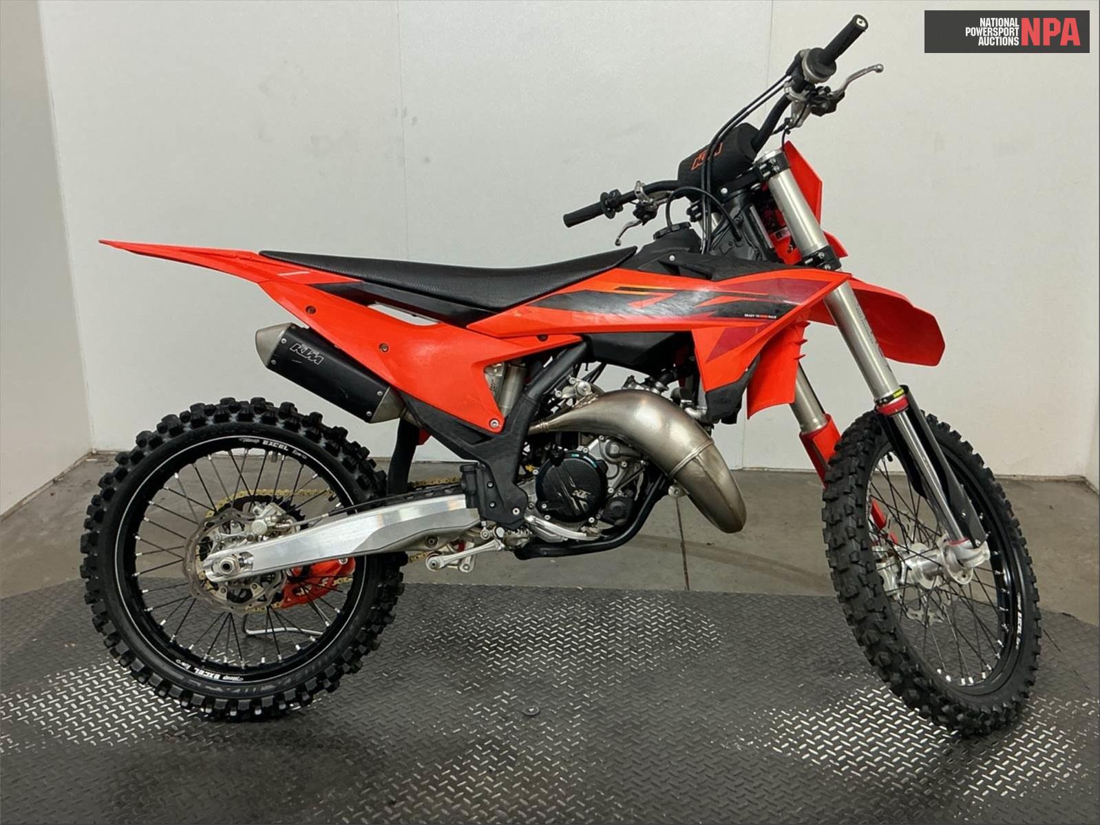 2025 KTM   (VIN: VBKSXG238SM157046)