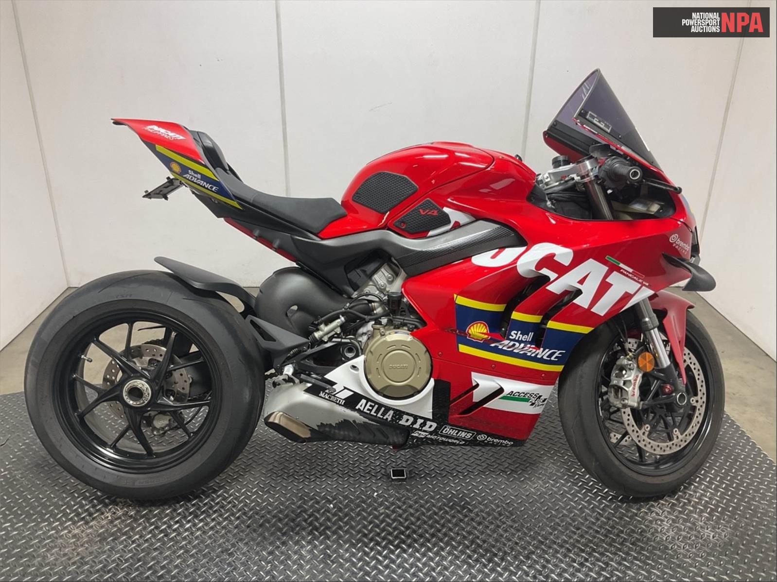 2024 ducati   (VIN: ZDMDAGWW6RB011349)