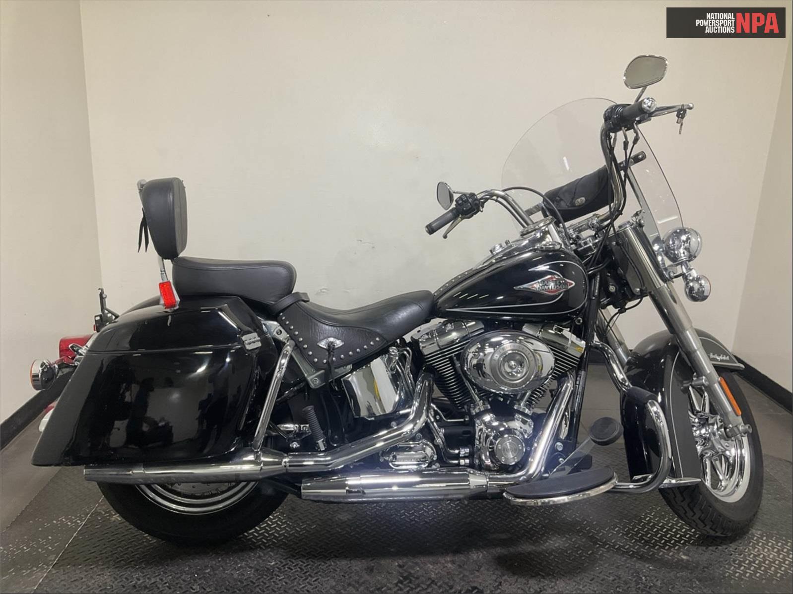 2011 HARLEY-DAVIDSON FLSTC HRTG SFTL CLSC SPORT_BIKE N/A