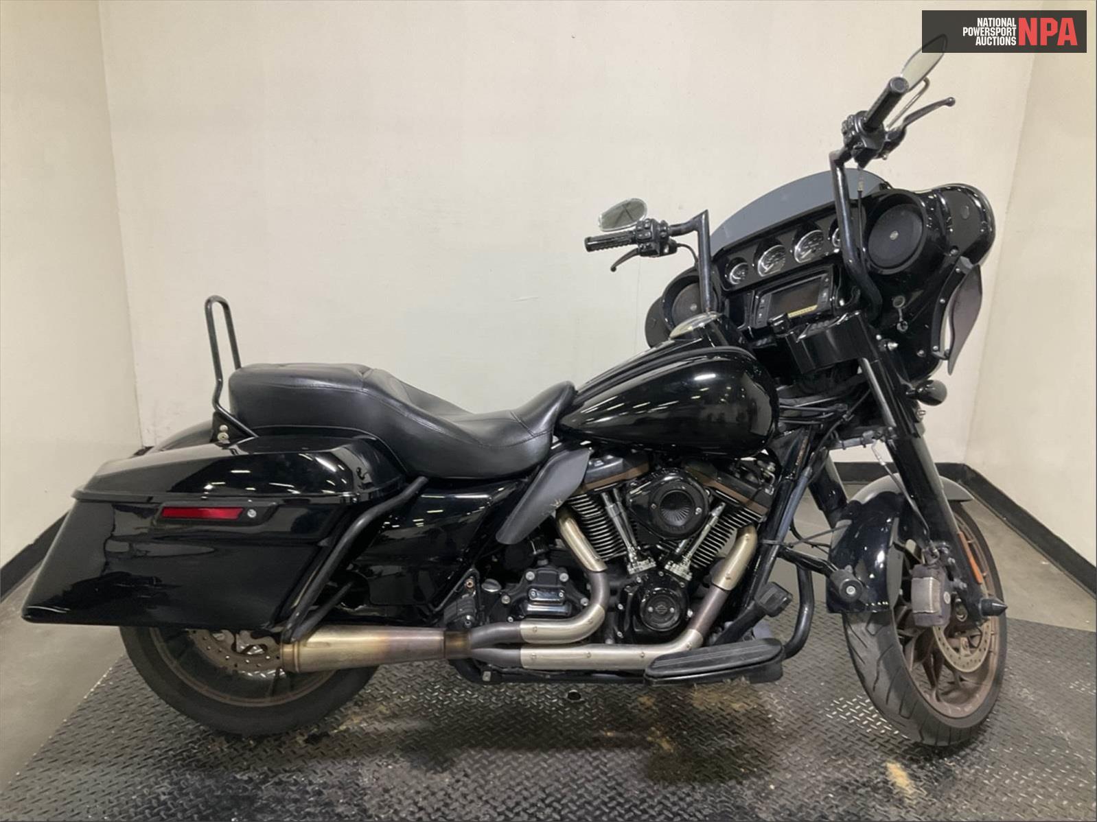 2022 Harley-Davidson   (VIN: 1HD1ABL15NB637882)