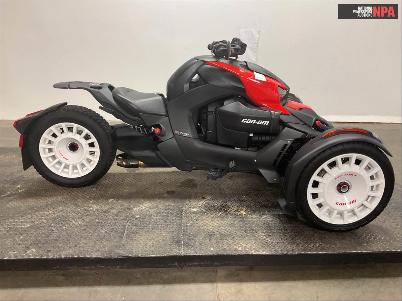 2022 can-am/ brp   (VIN: 3JB2HEH24NJ003982)