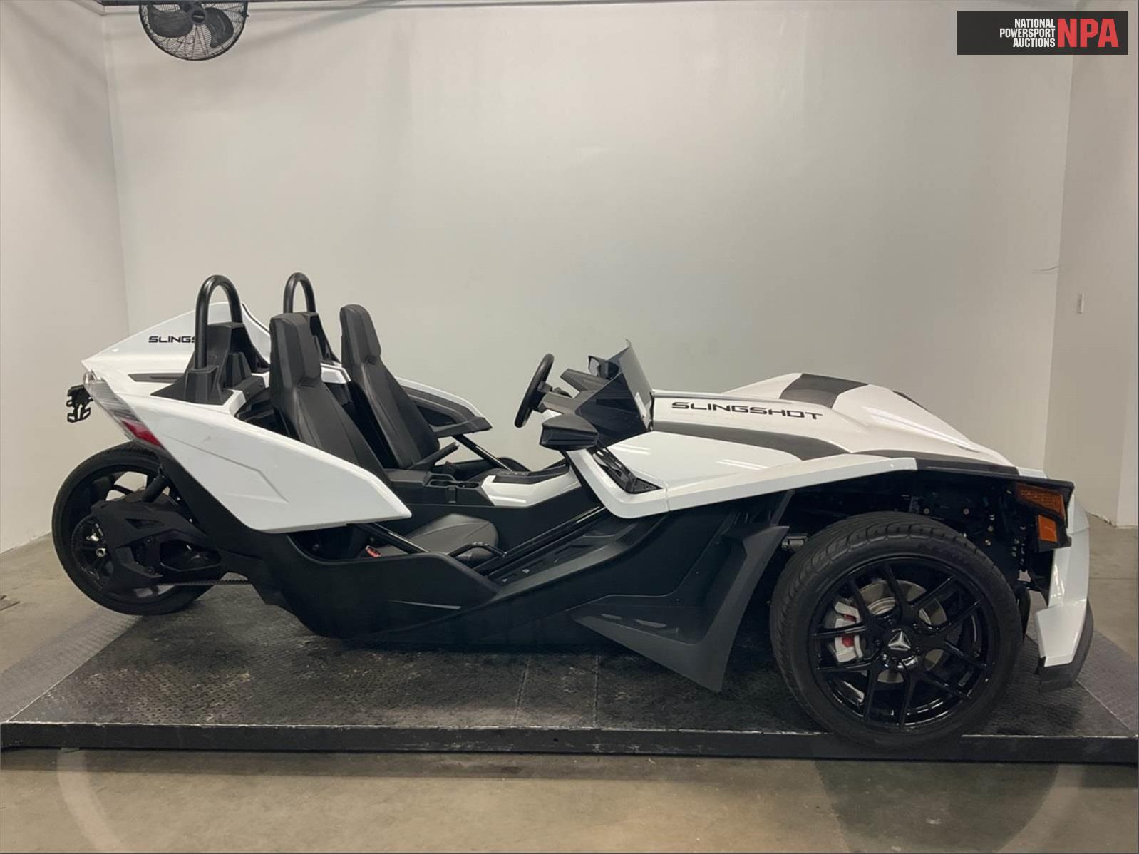 2021 polaris   (VIN: 57XAASHD0M8145669)