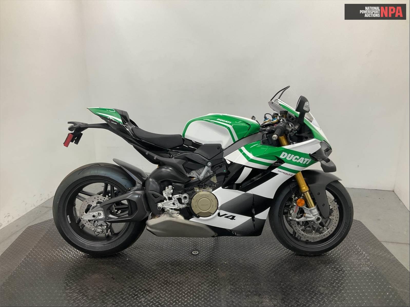 2025 ducati   (VIN: ZDMDAG6WXSB004510)