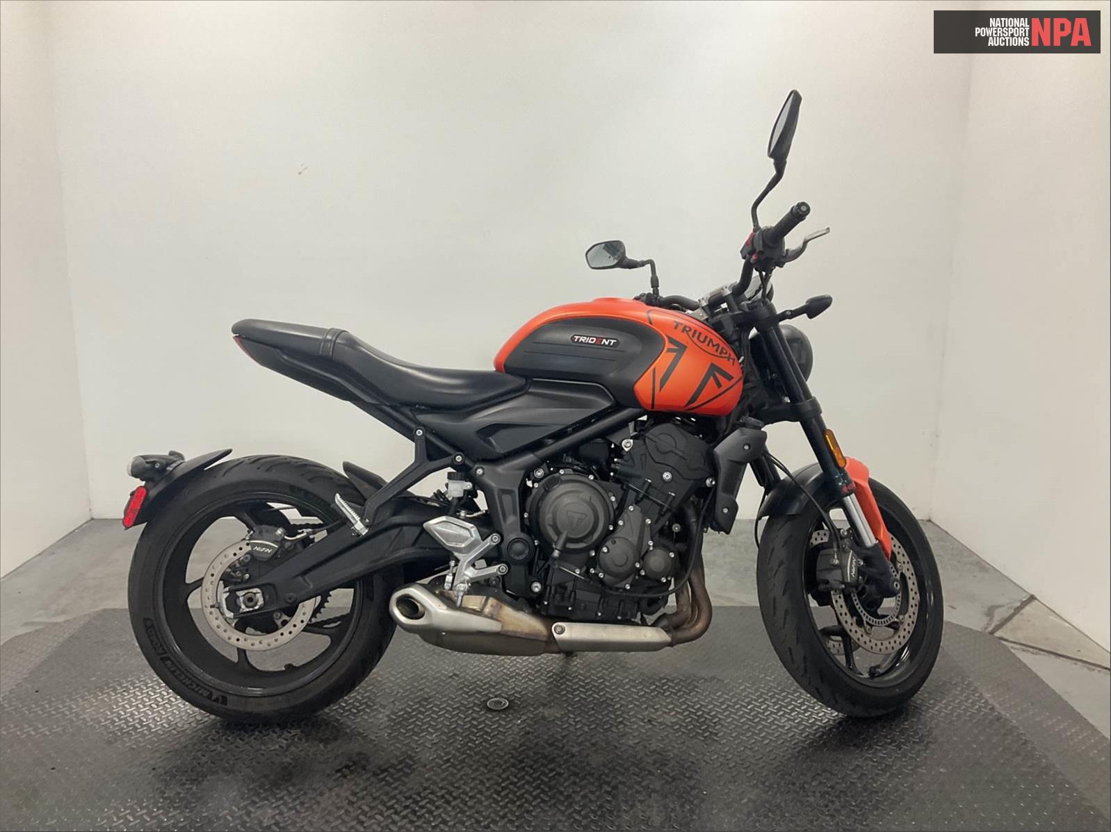 2023 TRIUMPH TRIDENT (BLACK) MOTO N/A