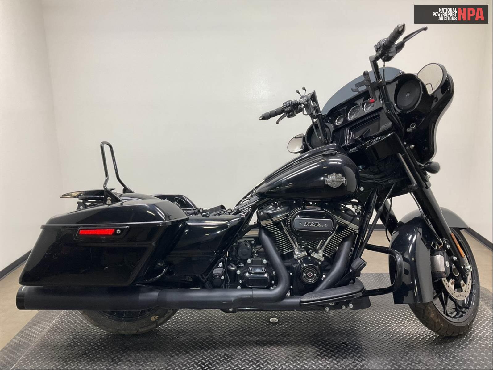 2021 Harley-Davidson   (VIN: 1HD1KRP10MB605727)