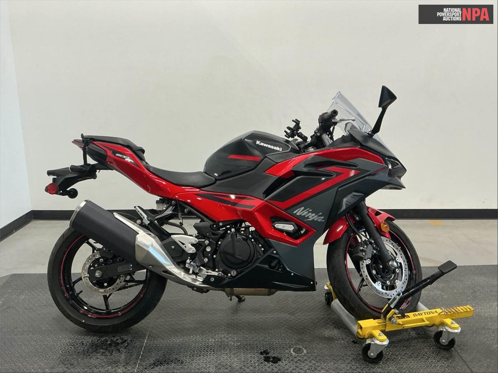 2024 kawasaki   (VIN: ML5EXGJ15RDA07711)