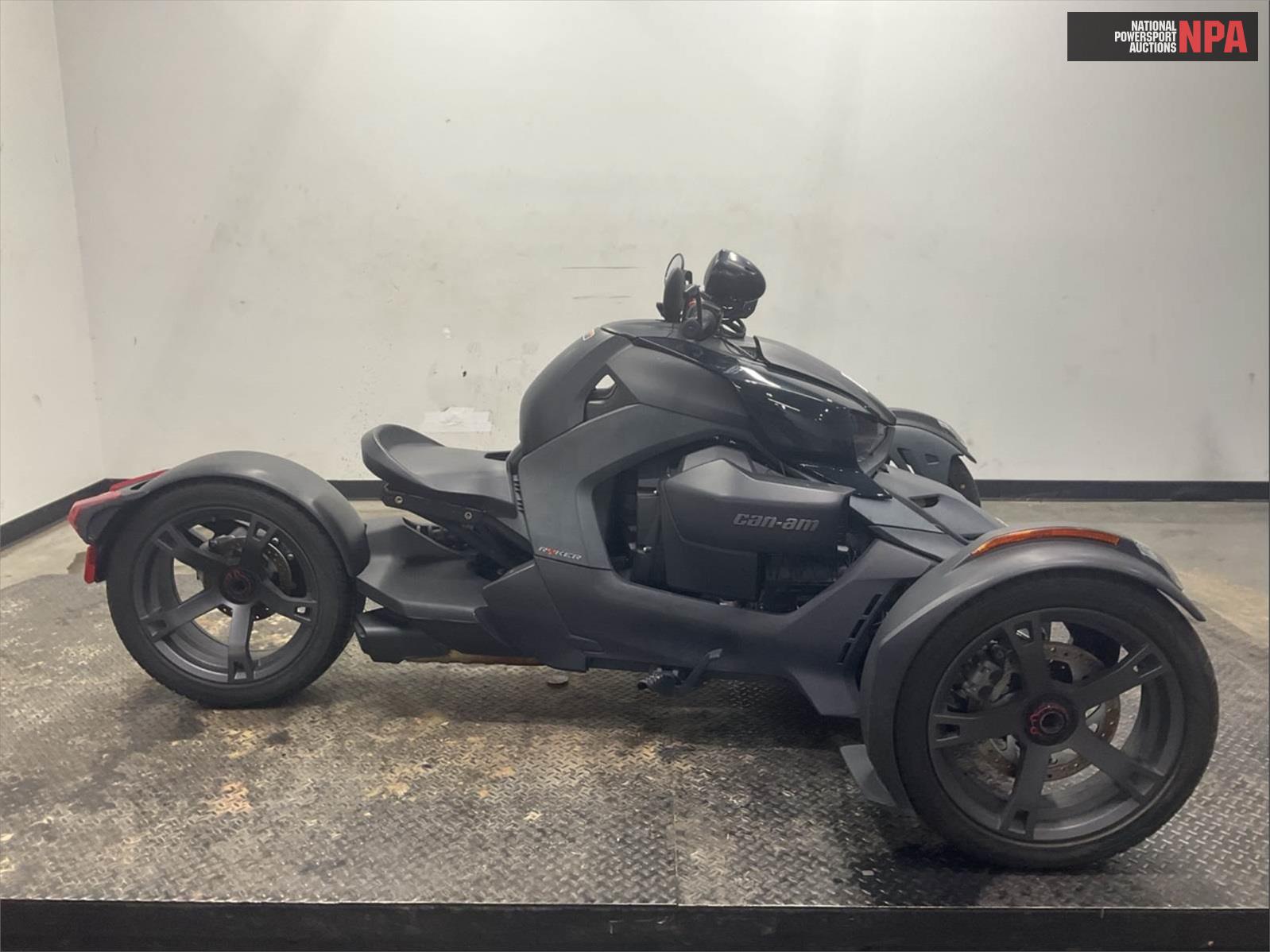 2022 can-am/ brp(VIN: 3JB2FEF25NJ000551