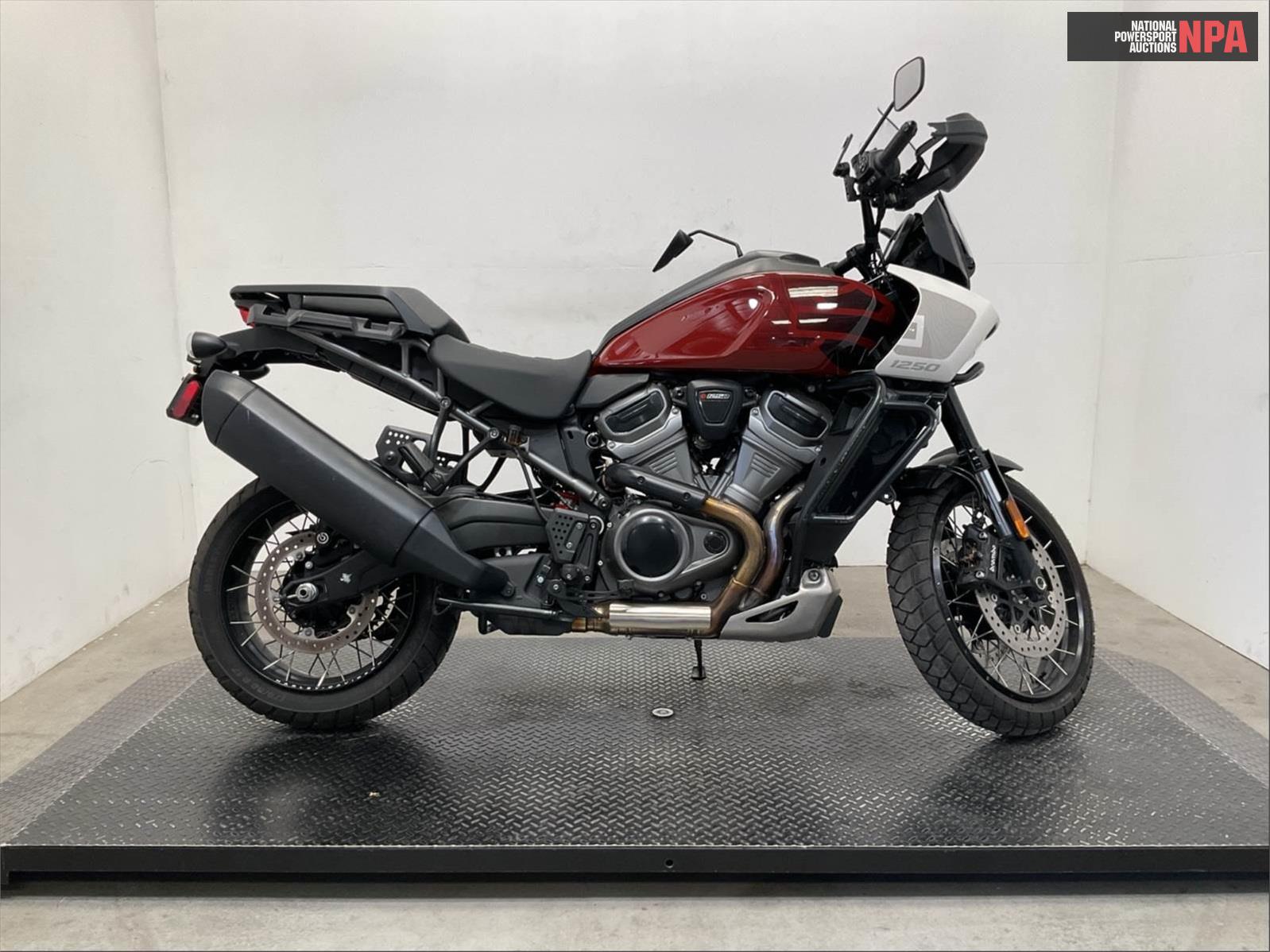 2024 Harley-Davidson   (VIN: 1HD1ZES18RB309695)