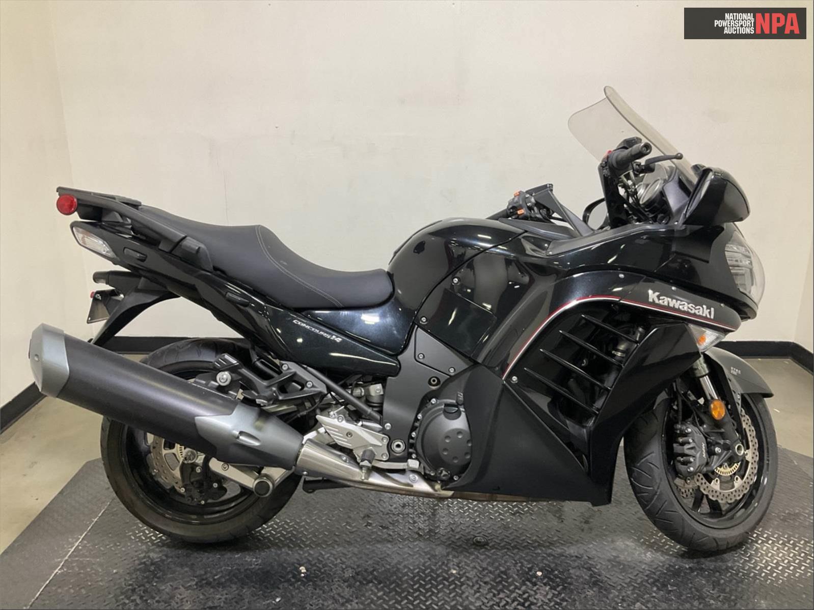 2022 kawasaki   (VIN: JKBZGNE14NA017022)