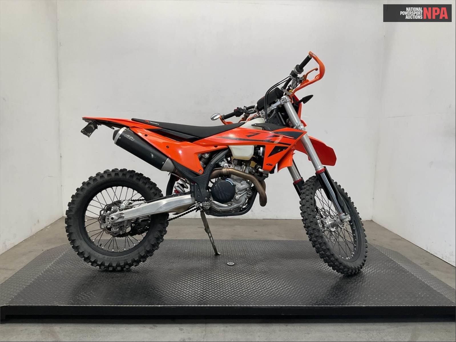 2025 KTM   (VIN: VBKEXJ401SM463616)