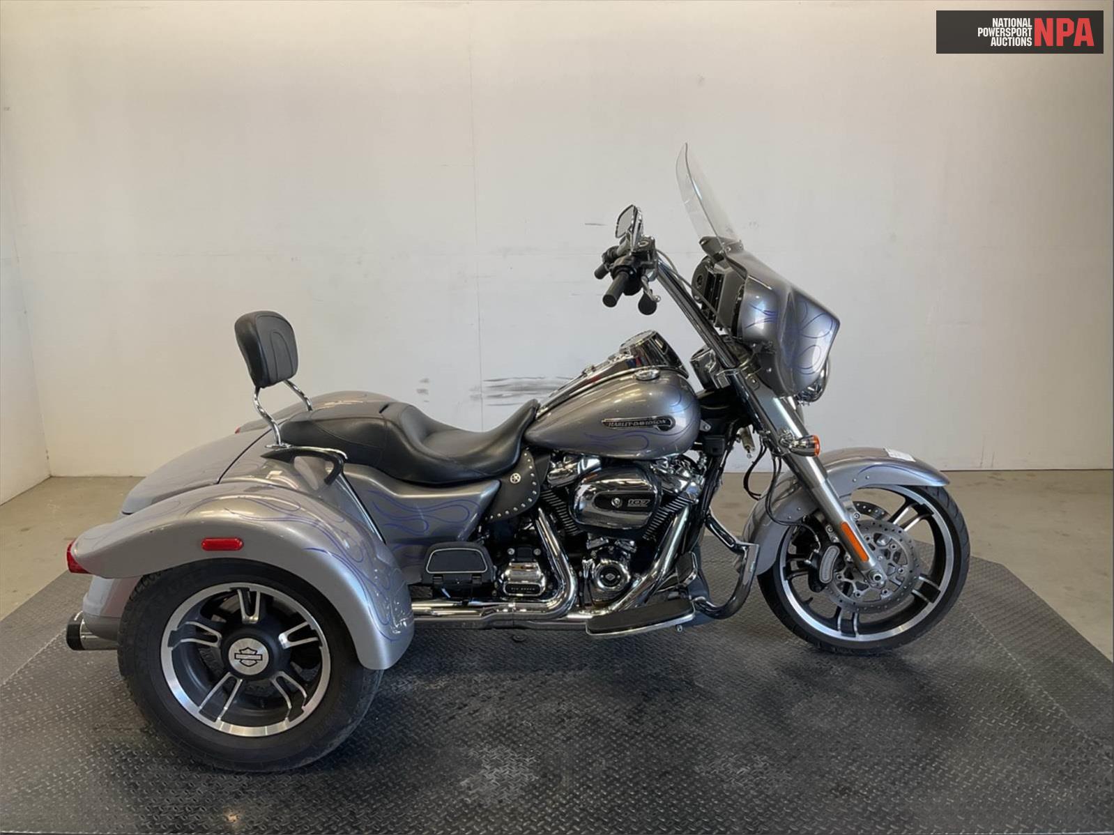 2017 HARLEY-DAVIDSON FLRT FREEWHEELER MOTO N/A