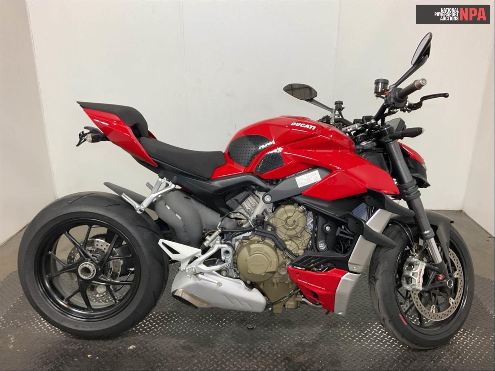 2021 ducati   (VIN: ZDMFAKNW8MB004926)