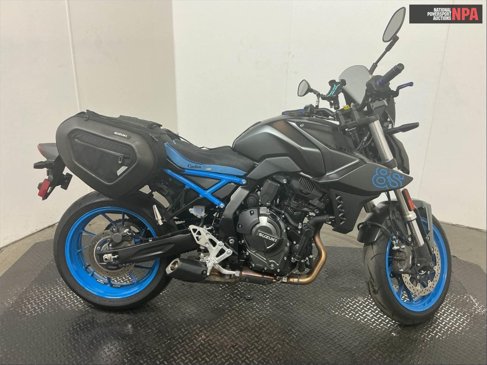2024 Suzuki   (VIN: JS1EM11B2R7100955)