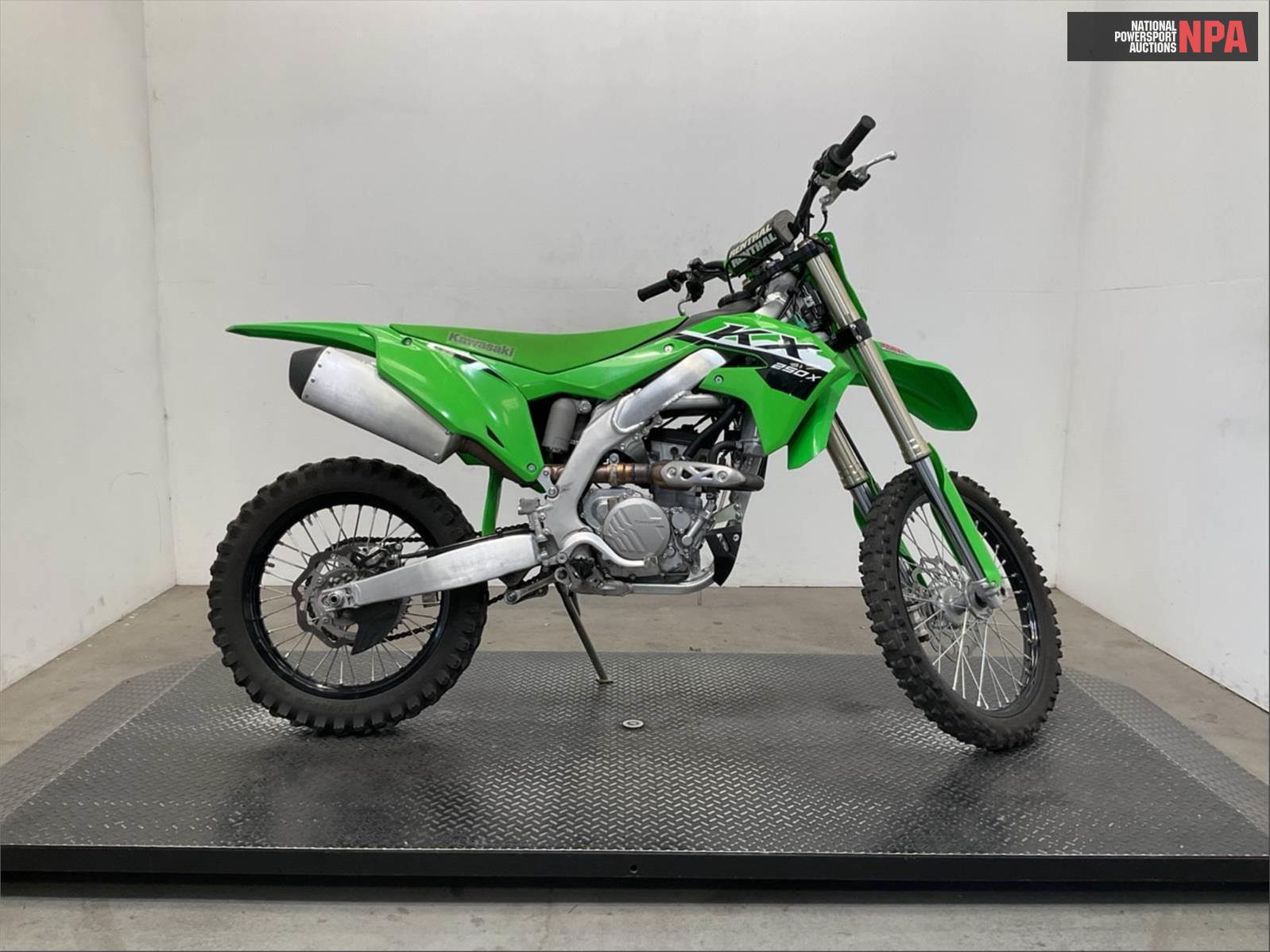 2024 kawasaki   (VIN: JKBKXTDC9RA011893)